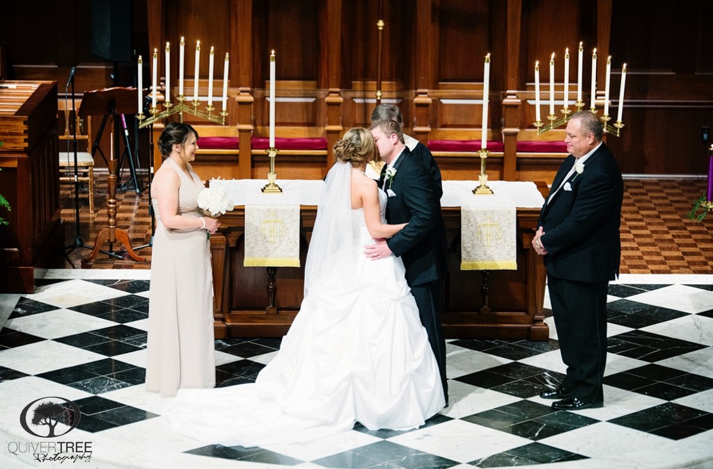 Katie + Justin :: Beautiful Christmas Wedding