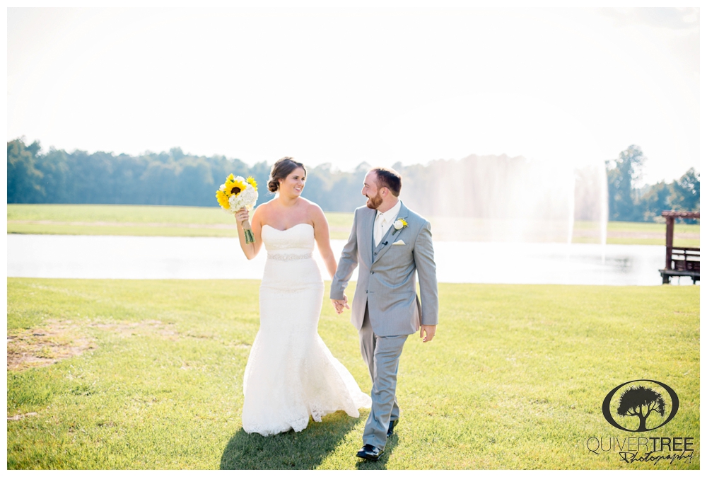 Lisa + Josh :: The Wedding Day | Greenville, NC Wedding Photography